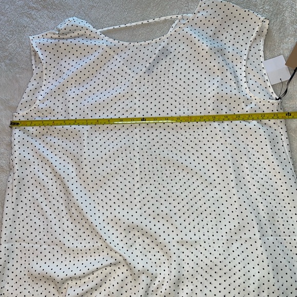 Halogen polka dot‎ top - Picture 2 of 5